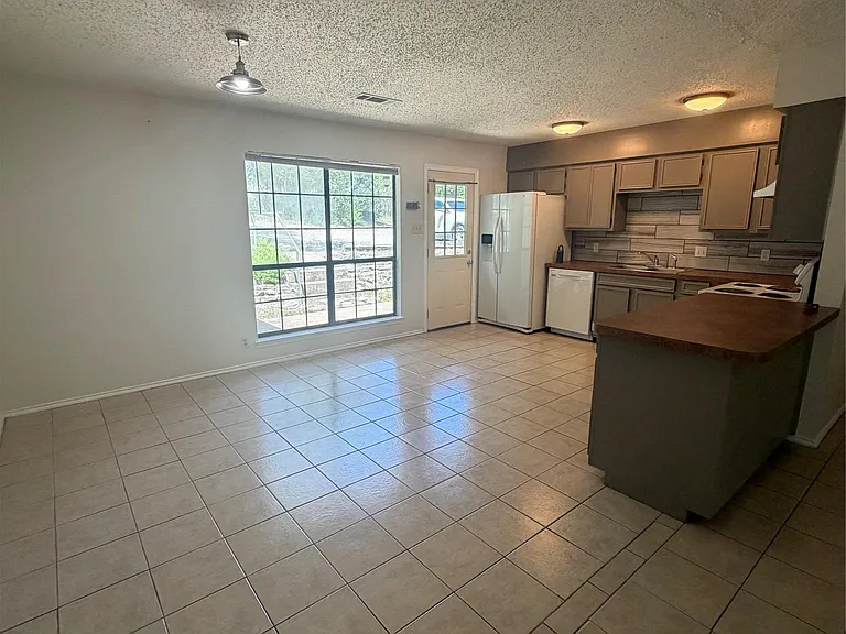 11101 Oak Branch Dr — Photo 29