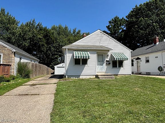 2nd image of 761 Marie Ave
