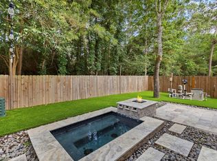 54 E Stedhill Loop, The Woodlands, TX 77384