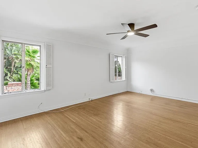 1530 Valley View Rd — Photo 19
