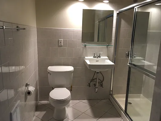 Rented by Cyberapts Management | media 18