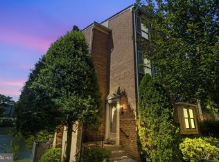 7628 Westlake Ter #74, Bethesda, MD 20817