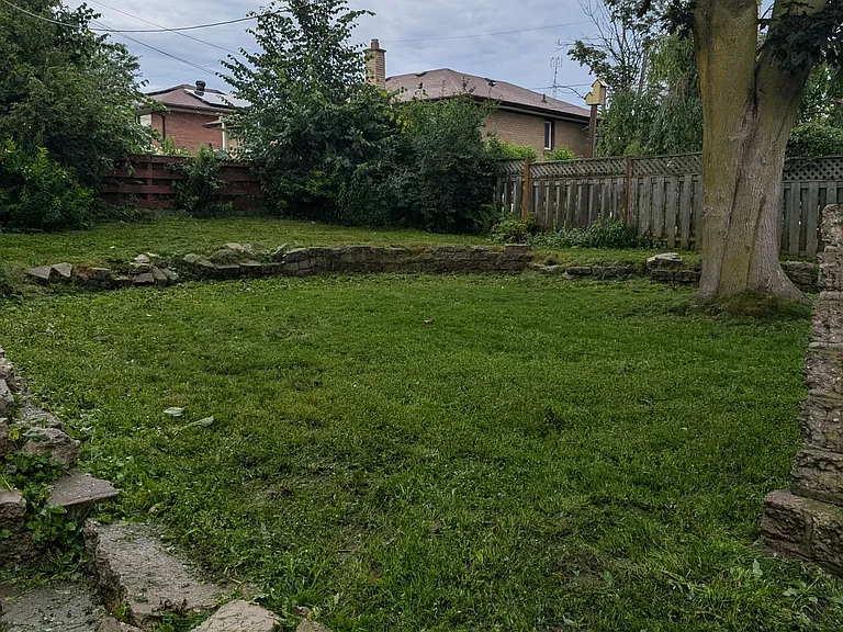 740 Stone St — Photo 18