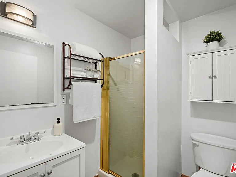 5539 Buffalo Ave — Photo 29
