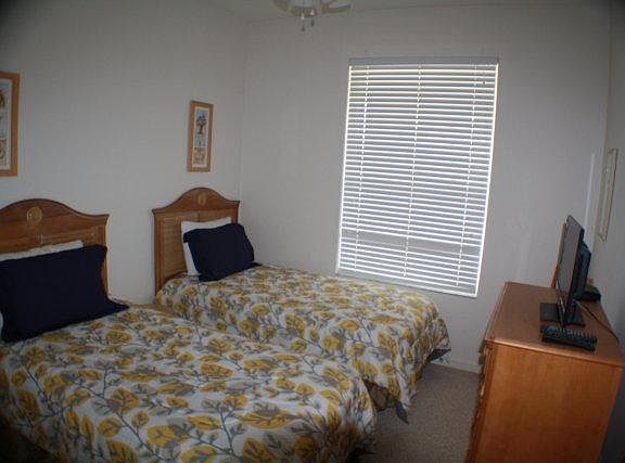 5th image of 2310 Silver Palm Dr #310
