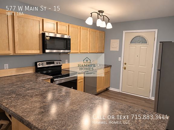 3rd image of 577 Main St W #15
