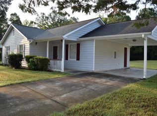 41 Jennifer Ln, Rydal, GA 30171