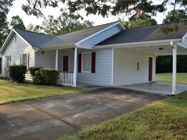 41 Jennifer Ln, Rydal, GA 30171