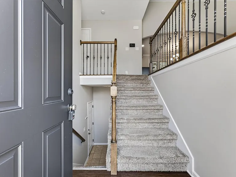 3702 Windmill Ct — Photo 5