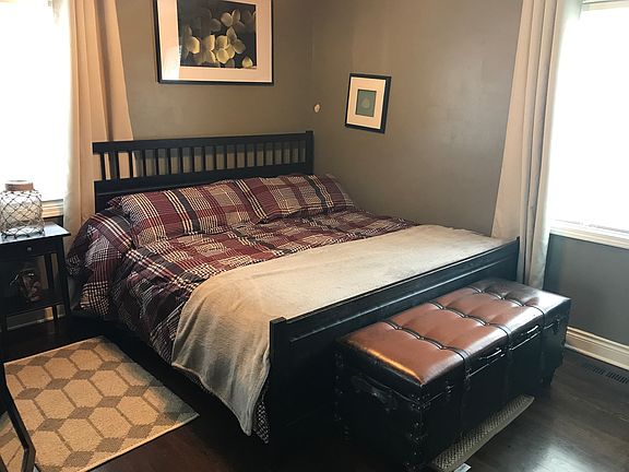 4th image of 8124 Oak Park Ave