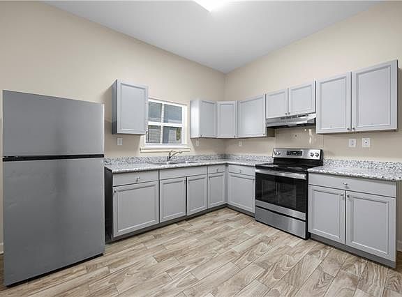 5th image of 2223 New Orleans St