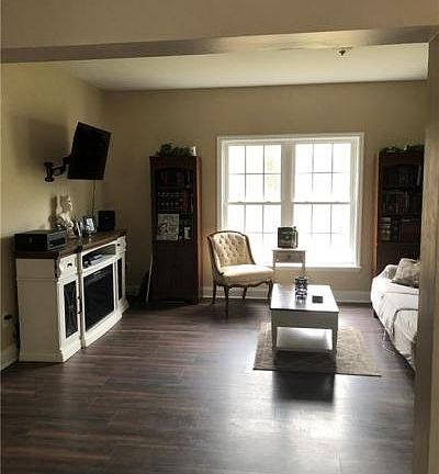 5th image of 22311 Dixie Rue Ln
