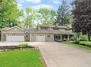 108 S Skytop Rd, Edinboro, PA 16412