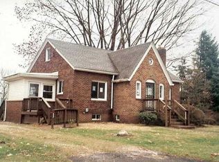 2459 SW 7th St, Akron, OH 44314