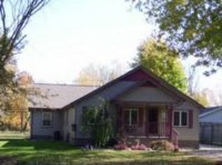 27785 Cahill Rd, Flat Rock, MI 48134