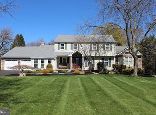 6 Tiffany Dr, Perkasie, PA 18944