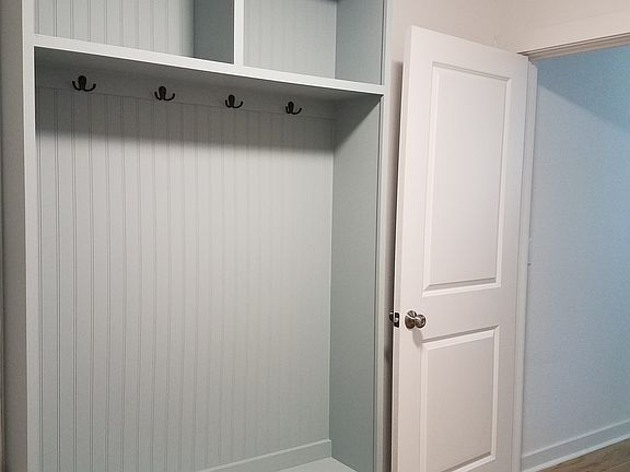 Mud room/laundry