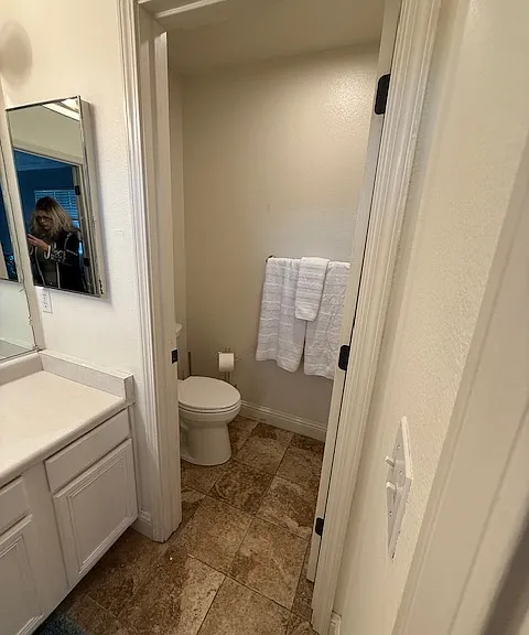9820 Tiberias Ct — Photo 7