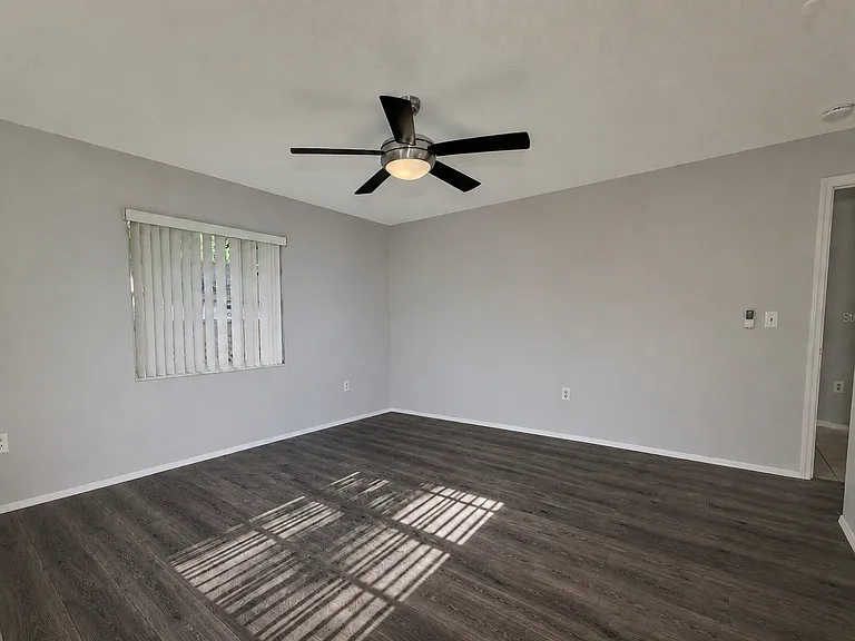 3026 Grafton St — Photo 35