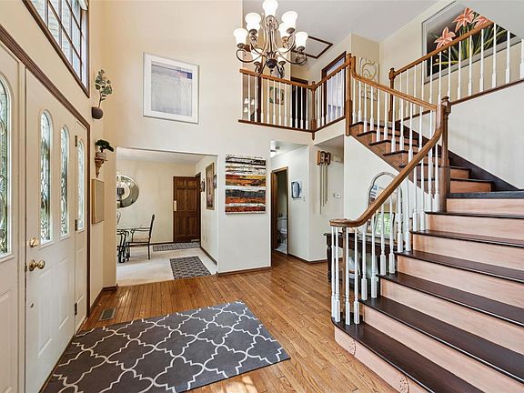 3rd image of 651 McBride Pointe Dr