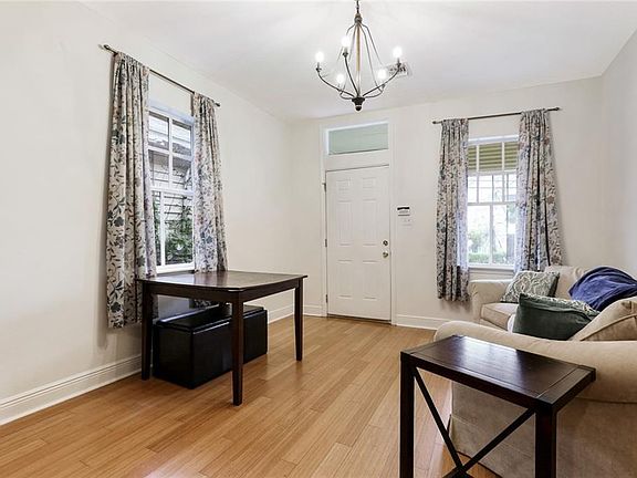 4th image of 3613 Calhoun St #15