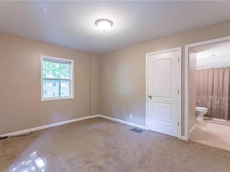 4068 Winthrop Ave — Photo 9