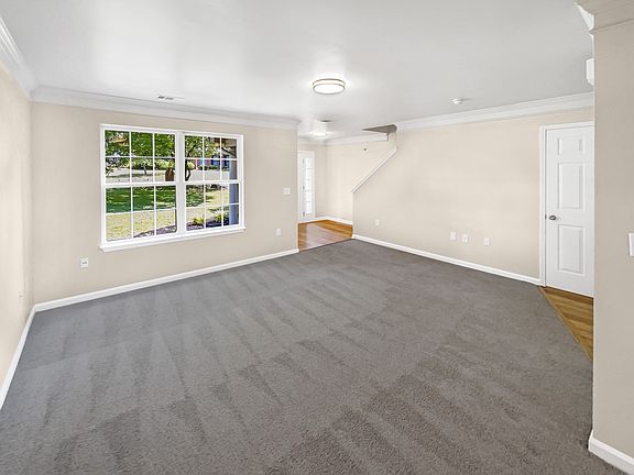 3rd image of 1006 Belvedere Dr