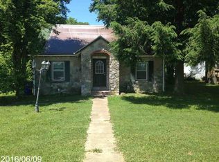 808 W Main St, Auburn, KY 42206