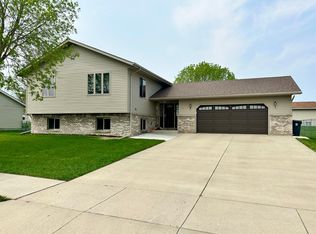 214 Legion Field Rd, Marshall, MN 56258