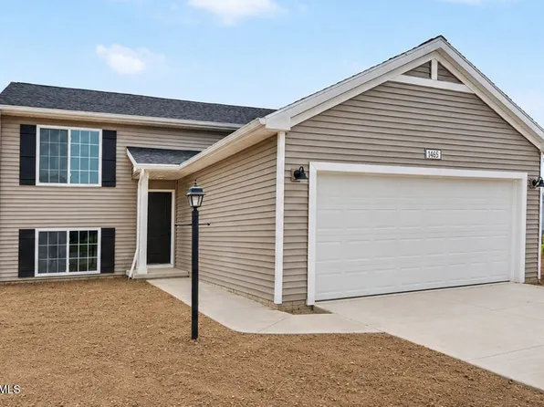1465 Lee Ann Ave, Defiance, OH 43512