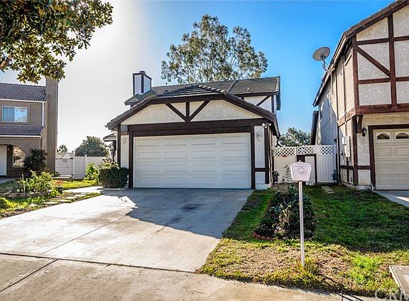 2nd image of 4993 Manzanita St