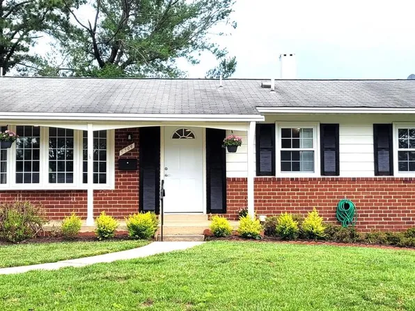 7706 Arlen St, Annandale, VA 22003