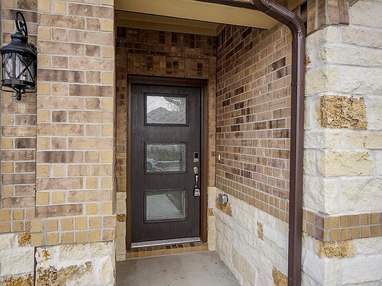 1234 Oak Barrel Run — Photo 2