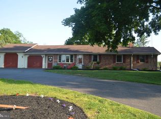 4108 E Berlin Rd, Thomasville, PA 17364