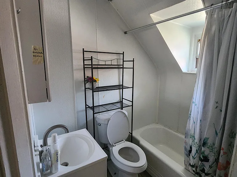 407 Franklin St #3 — Photo 6