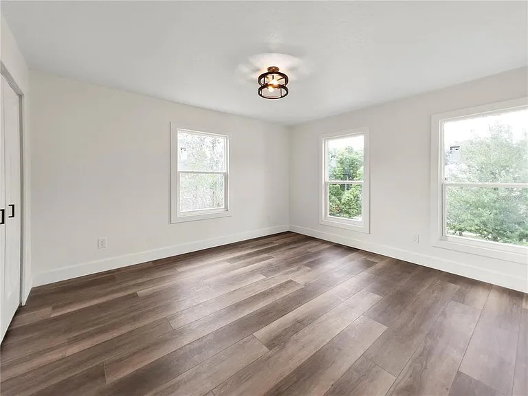 1368 Hibiscus Ave — Photo 22