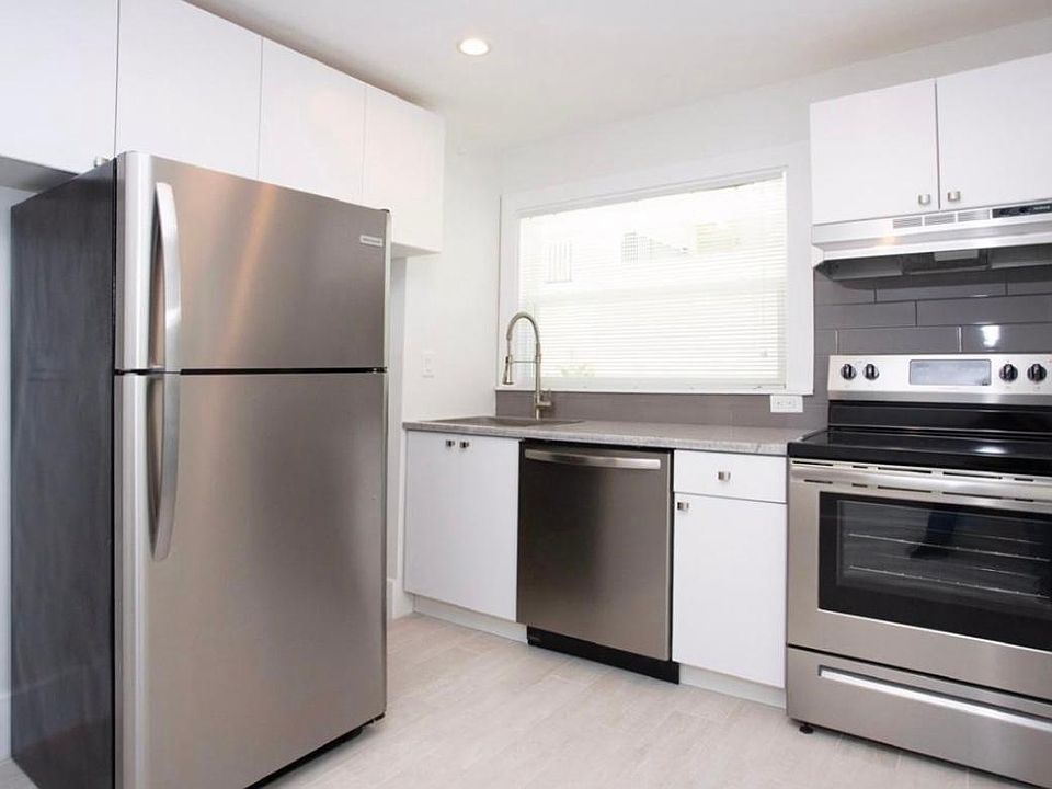 1st image of 333 1/2 5th St S APT 4A