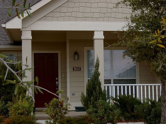 Cute front porch.