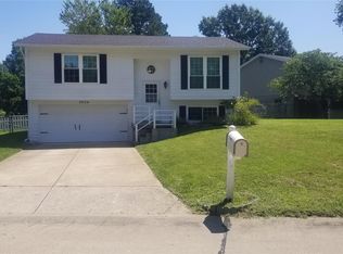 3826 N Barrington Ct, Arnold, MO 63010