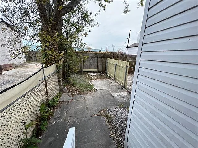 2915 Conti St — Photo 12