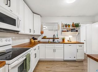 3512 Bluegrass Rd SW, Huntsville, AL 35805