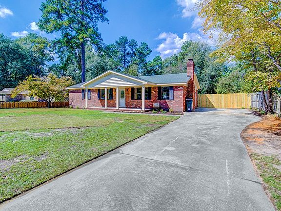 3rd image of 3405 Southern Ridge Ct