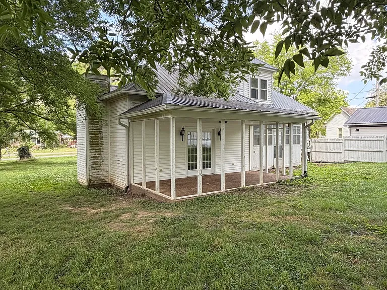 501 Vine St #A — Photo 44