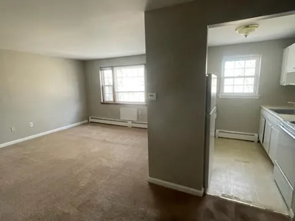 193 High St, East Hartford, CT