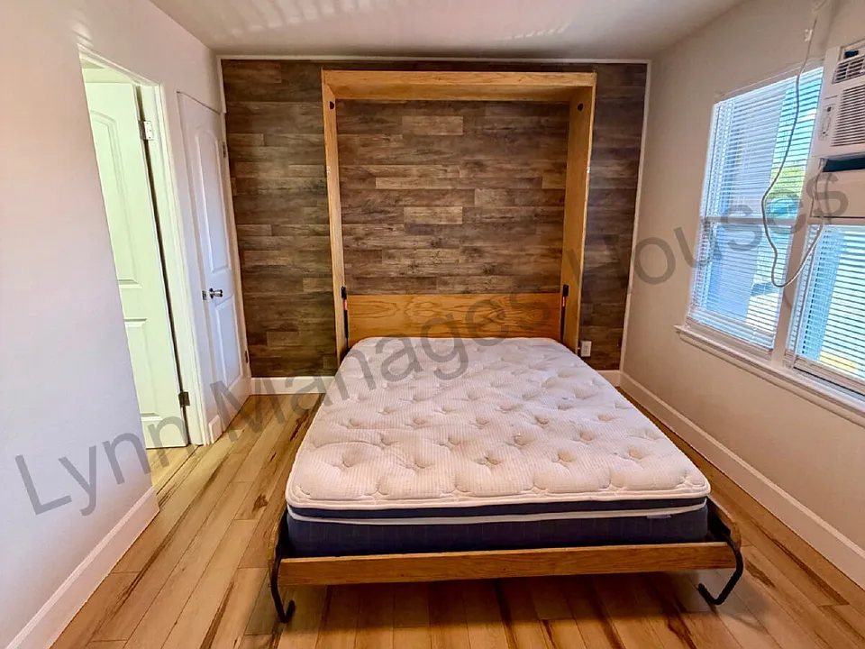 600 Central Ave #11