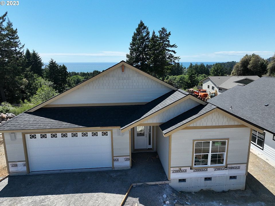 1326 Nautical Heights Dr 3, Brookings, OR 97415 MLS 23687959 Zillow