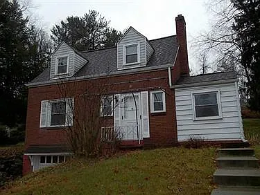 140 Cypress Dr photo 1