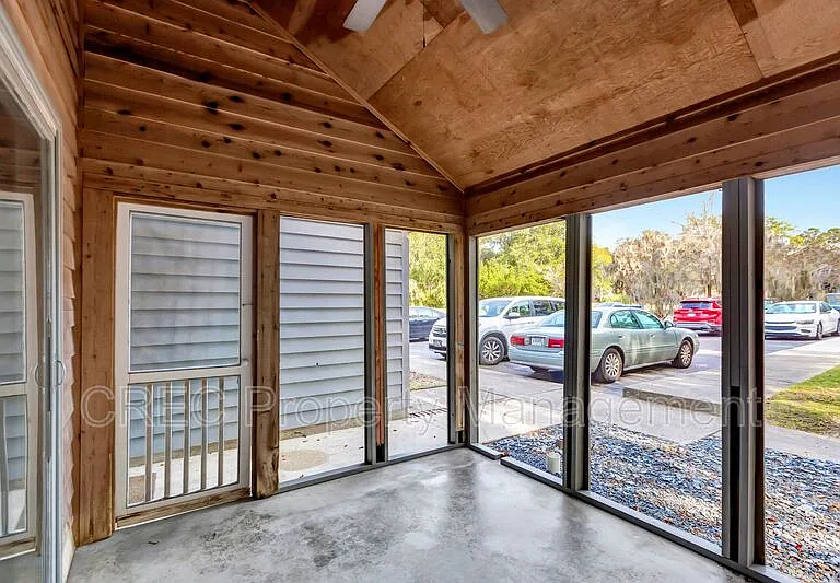 4419 Great Oak Dr — Photo 17