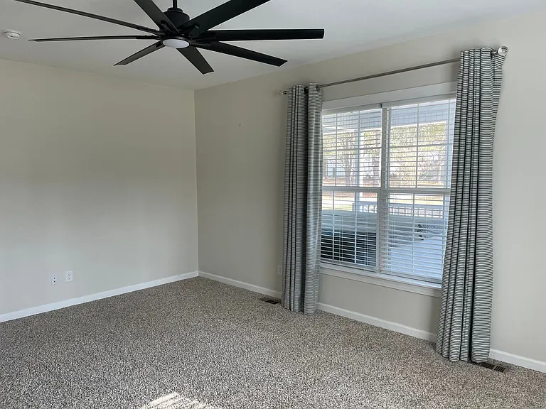 3656 Windy Point Rd SW — Photo 11