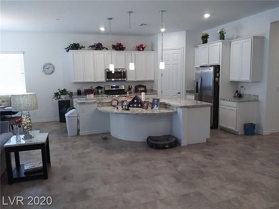 4th image of 477 Harvest Rain Ave